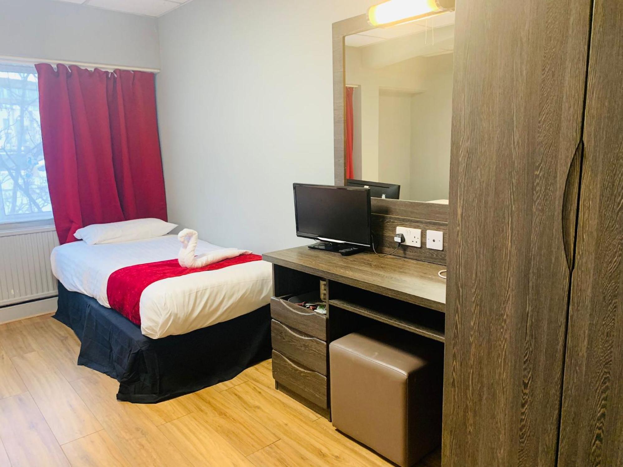 Hotel Lily Londra Dış mekan fotoğraf